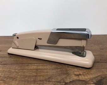 Vintage Arrow 210 Stapler, Beige Color, Mid Century Stapler, Pink