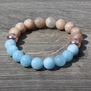 Sunstone and Aquamarine stretch bracelet