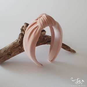 Light pink top knotted velvet headband. Headband Turban. Women headband. Hair accessories Top knotted. Velvet hairband. Pink headband. barbi