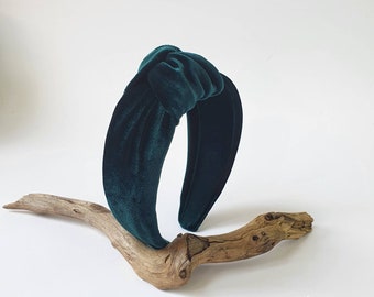 Top knotted bottle green velvet headband. Headband Turban. Women headband. Hair accessories. Top knotted. Velvet headband. Alice headband