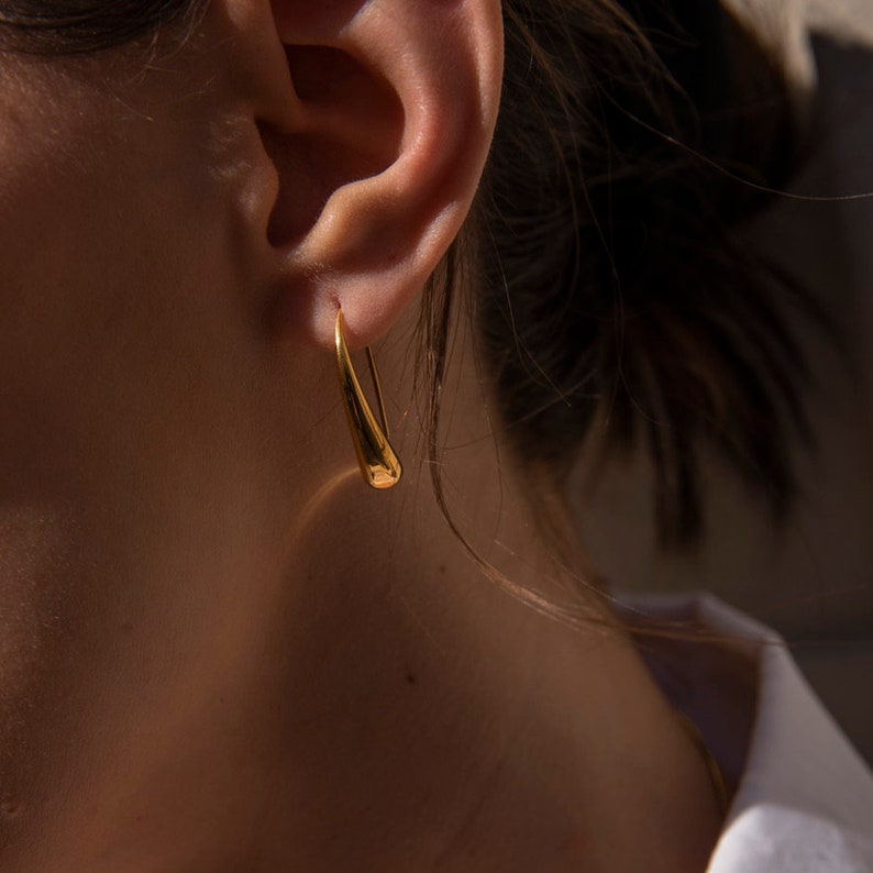 18K Gold Waterdrop Earrings Waterdrop Hook Earrings Minimalist Gold Earrings Gold Drop Earrings image 5