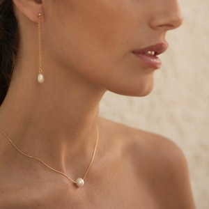 Round Natural Pearl Pendant Necklace Dainty Pearl Gold Necklace 18K Gold Single Pearl Necklace image 2