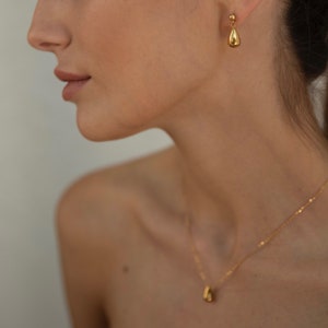 Small Gold Waterdrop Earrings, 18K Gold Drop Earrings, Teardrop Earnings zdjęcie 3