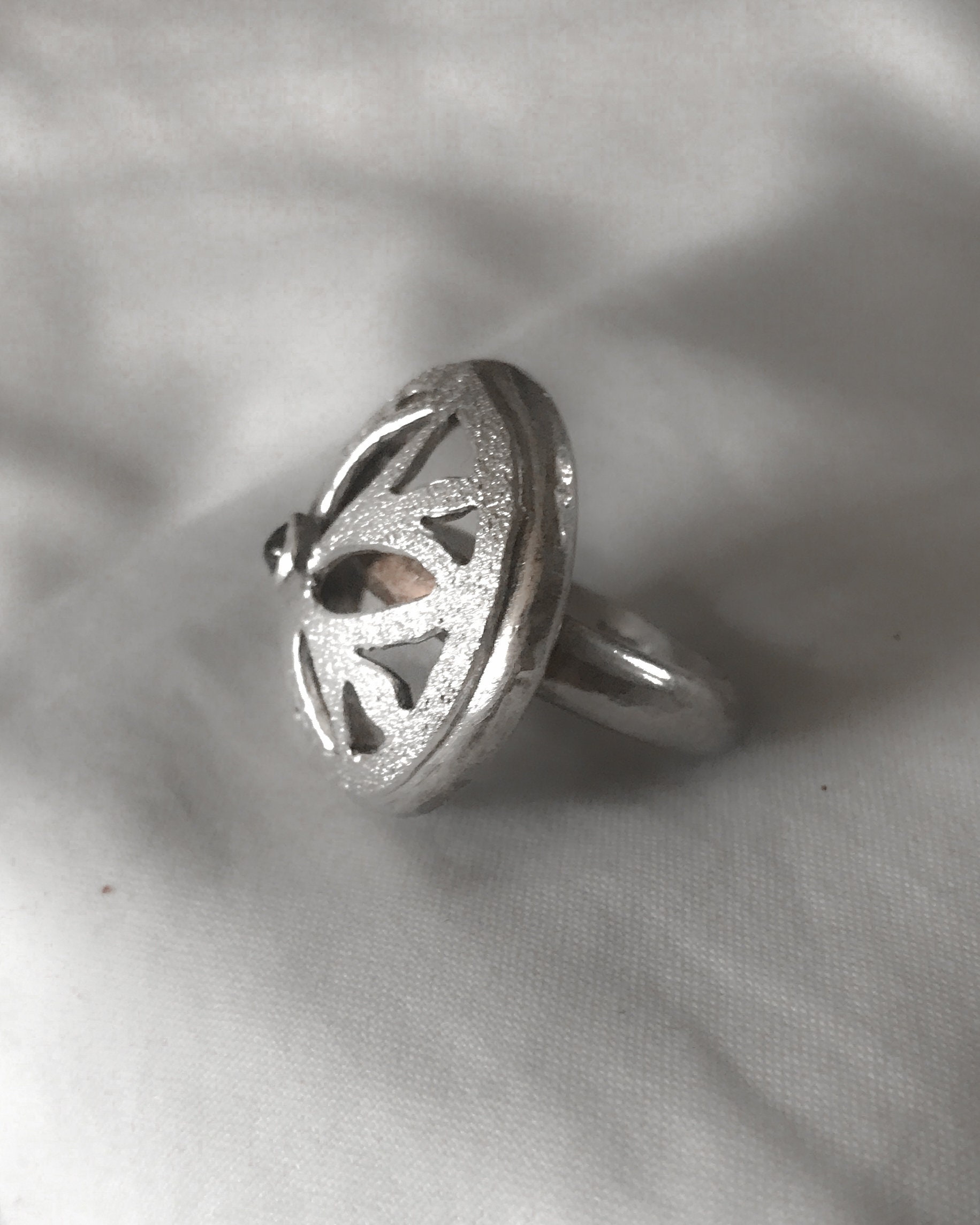 925 Sterling Silver Daffodil ring Etsy
