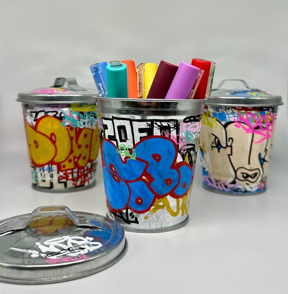 Desk Accessories / Pen Holder /   Graffiti / Office Accessories  / Custom Gift / Miniatures / Trash Bin / Mini Trash Can / Hip Hop / Custom