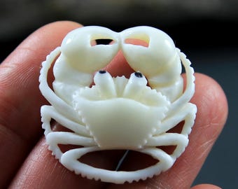 カニの彫刻 手彫りの骨のジュエリー製作用品 アンティーク調 - Etsy 日本