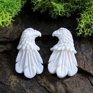 1 paire de cabochons d'aigle sculptés à la main en os de buffle, bricolage fait main, boucles d'oreilles oiseau, style amérindien, esprit animal, totem