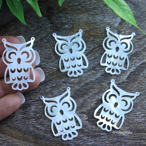 Hand Carved Mother of Pearl Cabochon Owl Charm Organic Pendant Supply 1 Piece