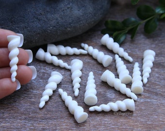 Eenhoornhoorn handgesneden been mythisch kindersieraden maken