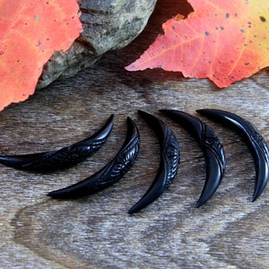 Buffalo Horn Carving Crescent Double Horn Boho Style