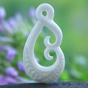 Carved Bone Pendant Infinity Hawaiian Maori Twist