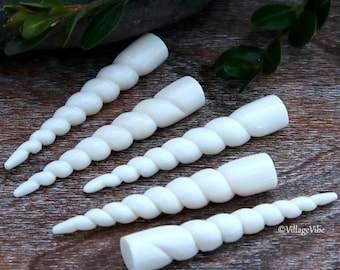 Eenhoornhoorn handgesneden boho-sieraden van been