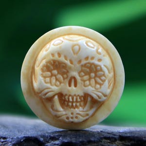 Skull Cabochon Carved Bone Round Cameo Dia De Los Muertos Antique Look