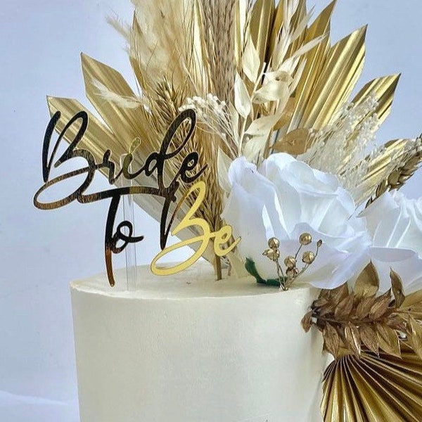 Décoration de gâteau pour la future mariée - décoration de douche nuptiale pour mariage