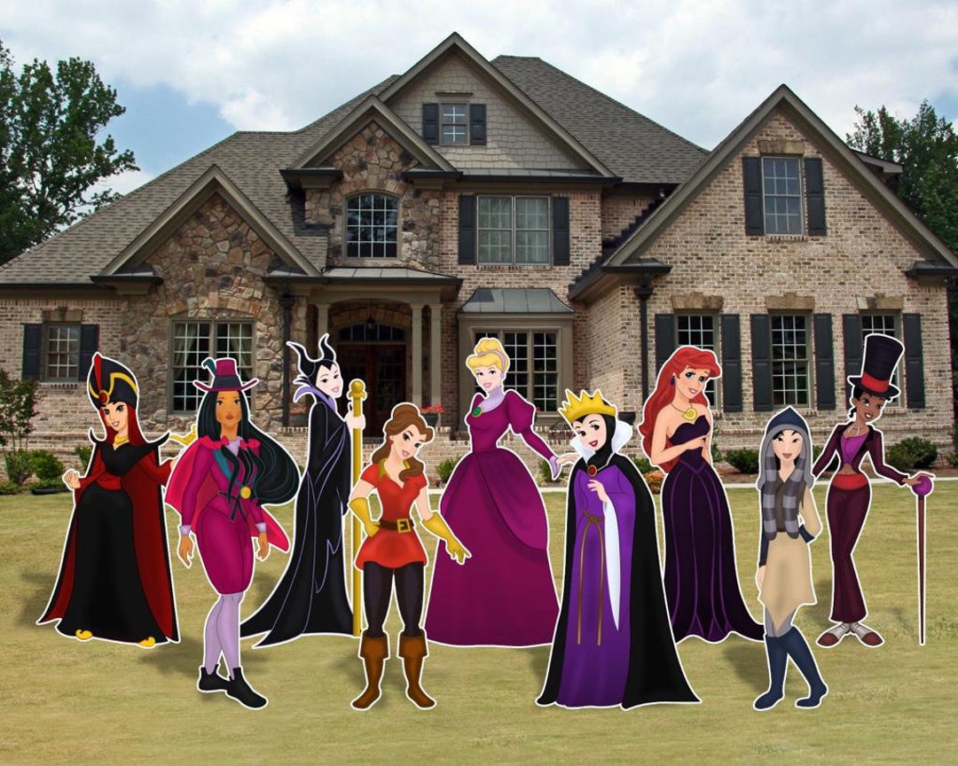 disney princesses dressed as villains How 14 Disney Princesses Would Look If They Were the Villains in the Movie