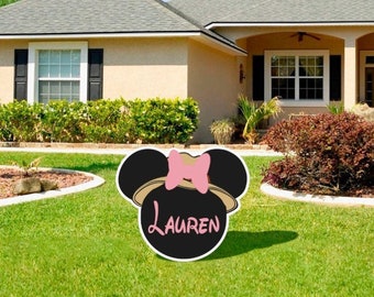 Safari Minnie Mouse