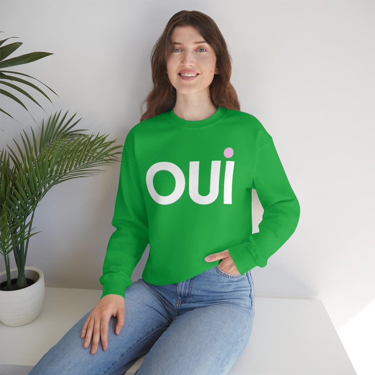 Clare V. Oui Graphic Sweatshirt