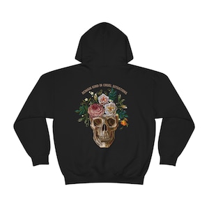 Sudadera con capucha gótica, sudadera de calavera gótica romántica, Whimsigoth, ropa de calle inspiradora, sudadera con capucha de poeta, cabaña oscura, gótica de talla grande imagen 2
