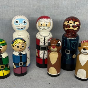 Classic style Rudolph the Red Nosed Reindeer Peg Doll Set