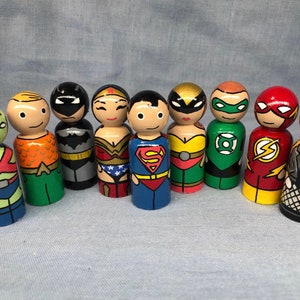 Classic super heroes & super villain peg dolls