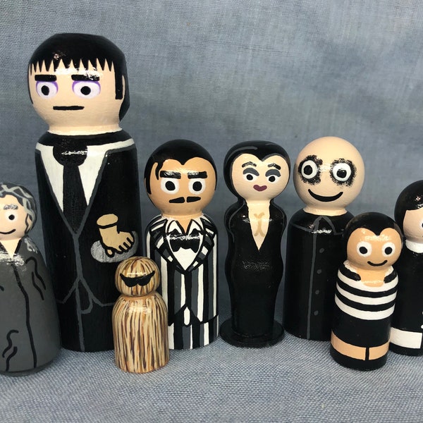 Addams Family Peg Doll Set