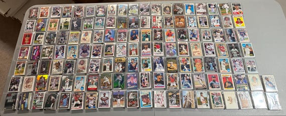 Minnesota Twins Baseball Cards - Grab Bag of 30 Cards from the 1980s-Today