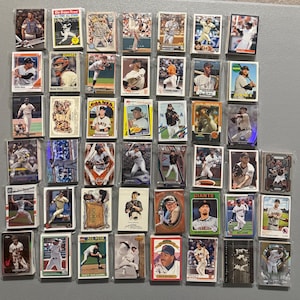 San Francisco Giants Baseball Cards - Grab Bag of 30 Cards from 1980s-Today
