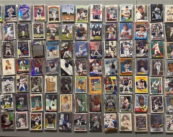 Atlanta Braves Baseball Cards - Grab Bag of 30 Cards from the 1980s-Today