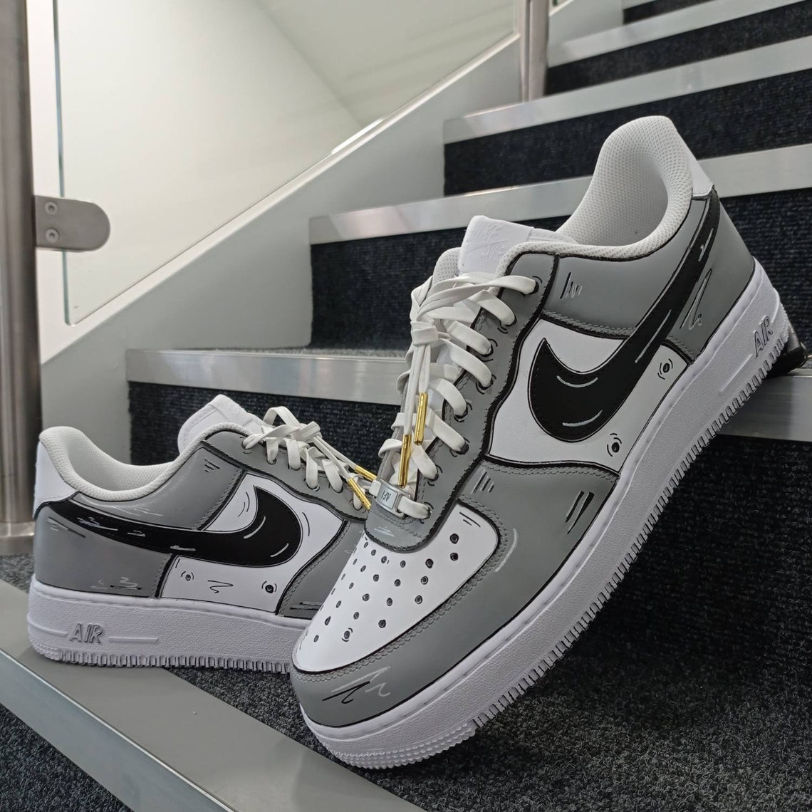 air force 1 with creases