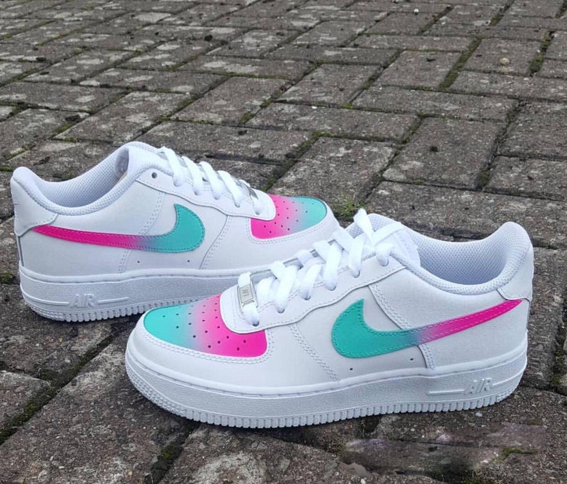 creases in af1