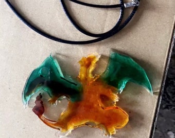 Collar inspirado en dragón