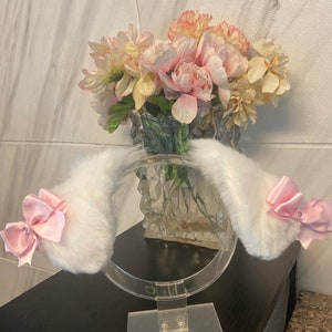 Welpe BASIC Ohren Farbauswahl! Wenn Sie eine bestimmte Farbe nicht aufgeführt lmk wollen :) flauschig oder getrimmt. Diese Ohren werden auf Band geschoben !!! Komplett verkabelt.