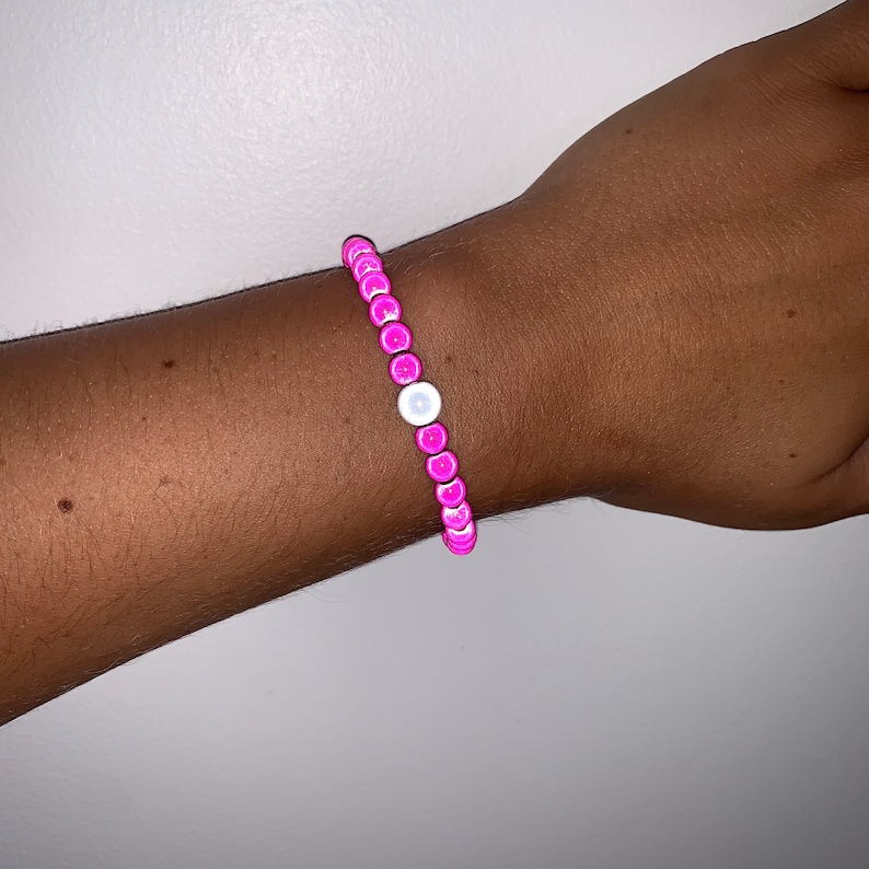 Hot pink and white miracle bead bracelet image 2