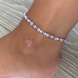 Lilac and white flower miracle bead anklet