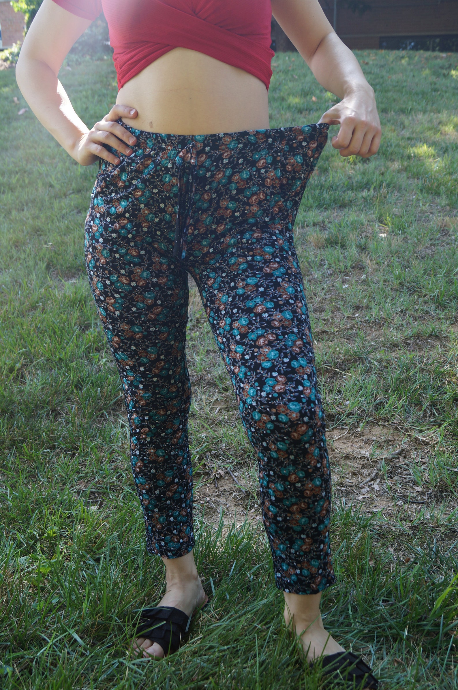patterned yoga pants