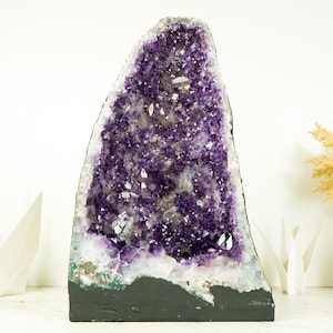 Deep Purple Amethyst Geode with Rare Flower-Like Druzy Formation and Calcite Inclusions- 16 Kg - 35 lb