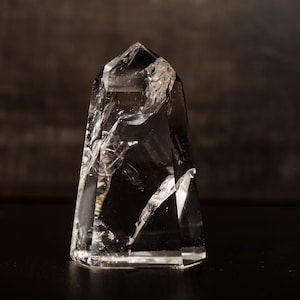 Water-Clear Lemurian Quartz Obelisk Point from Diamantina –. AAA-Grade Crystal with Exceptional Transparency and Multiple Rainbows - 1.3 Lb