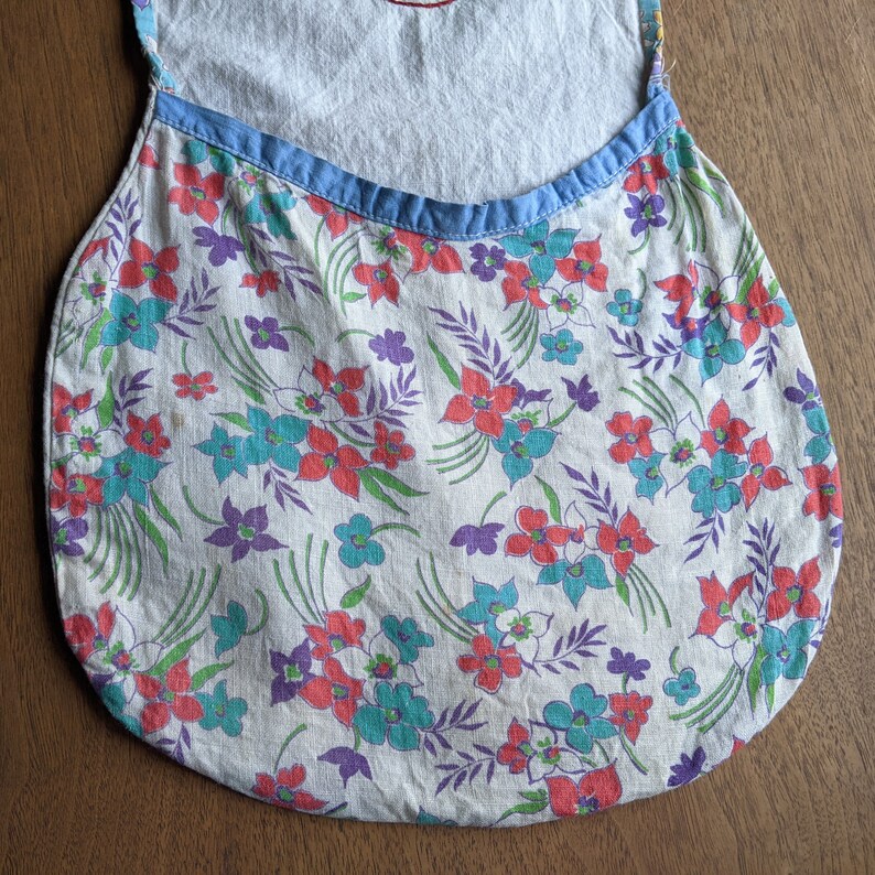 Happy BUNNY Rabbit VINTAGE Clothespin BAG Hand Embroidered 1930/'s