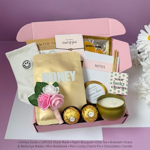 Self Care Pamper Gift Box | Girly Spa Aesthetic Gift for Daughter, Mom, Teen, College Girl Care Package | Hugs Gift Girlfriend, Sick Friend
