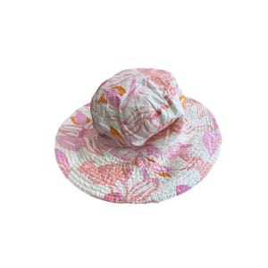 Vintage Lilly Pulitzer Bucket Hat Women's Pink Orange Cockatoo Print Terry Lined image 4