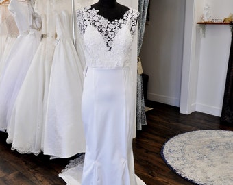 Crochet Lace Wedding Dress - SAMPLE SALE - Lola