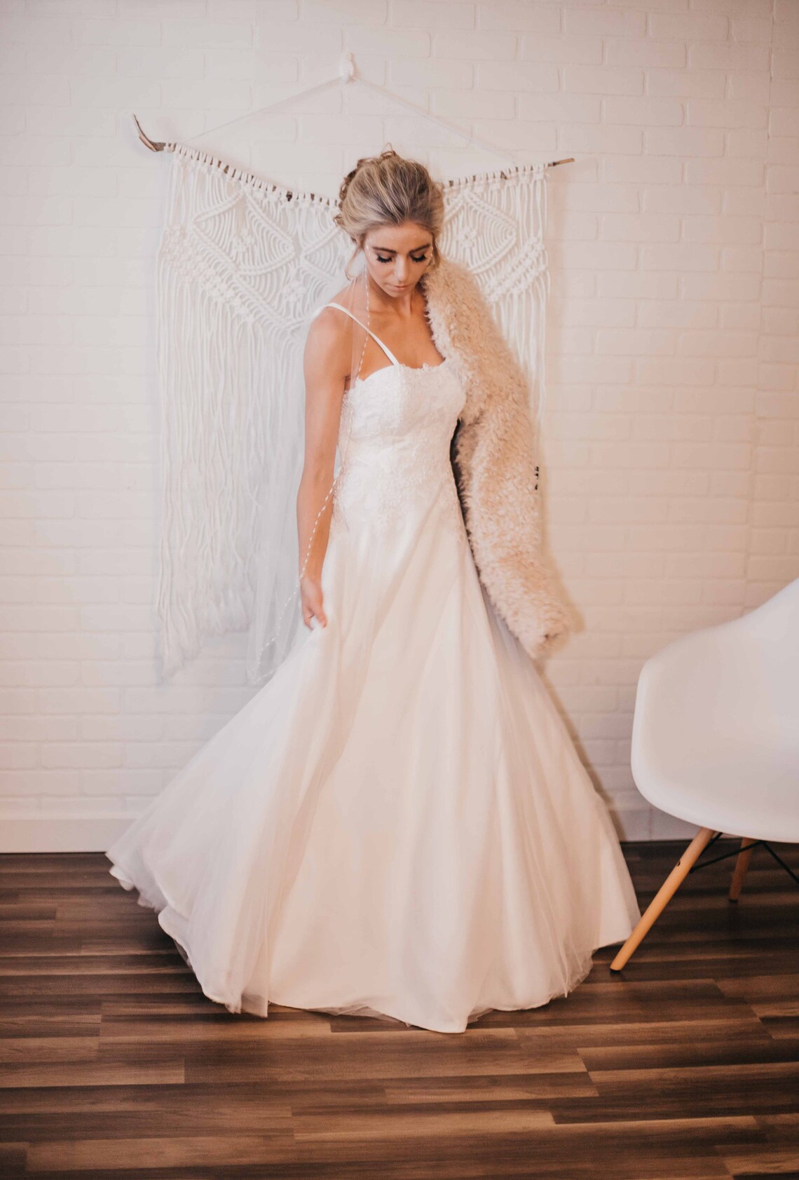 wedding dress sample sale 2021 near me