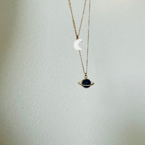 45 cm stainless steel double chain moon and Saturn opalite necklace