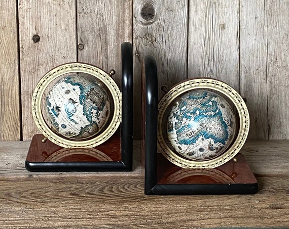 Vintage Globe Bookends / Retro Globe Decor / Old World Globe