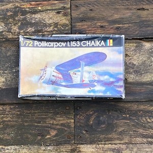 Modellflieger Kit / 1/72 Modell / Polikarpov I.153 Chaika /