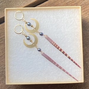 天上のウニの棘をモチーフにしたイヤリング｜ユニークなボヘミアン風ステートメントジュエリー