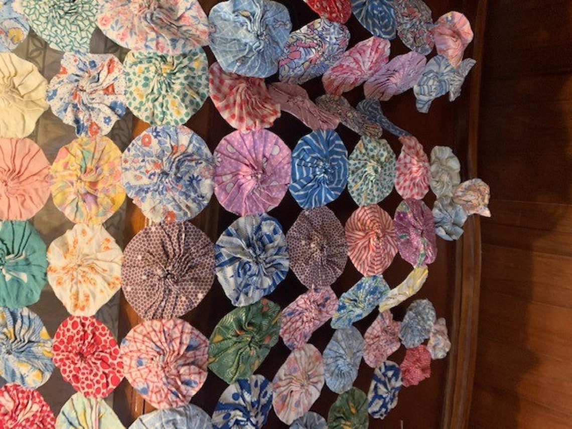 Vintage Yoyo Quilt Etsy