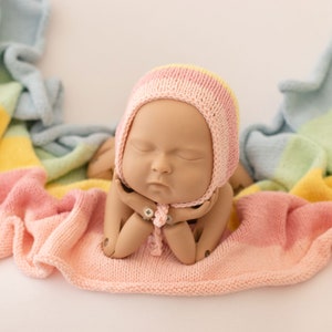 Rainbow Knit Ties Bonnet Wrap Set, Newborn Posing Fabric, Newborn Layer Wrap, Newborn photography props, Newborn Photography Wrap