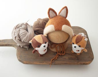 Newborn Squirrel Set, Felted Squirrel Bonnet and Toy, Baby Photography Props