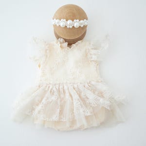 Newborn lace romper for photography, Girl Lace Romper, , Newborn Photography Props, Newborn Girl Romper,Newborn Girl Gift,Newborn photo prop